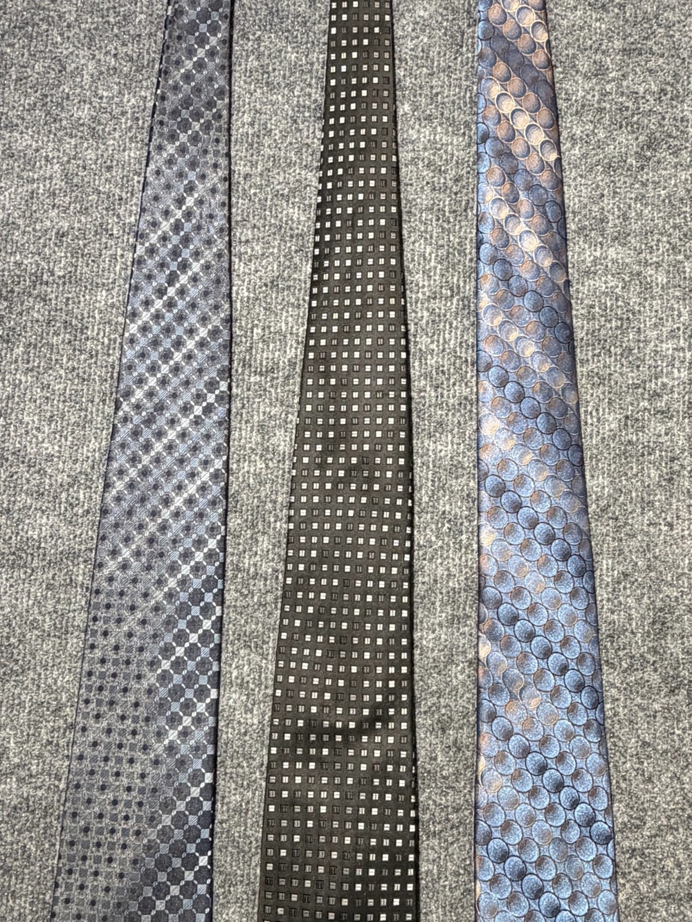 Van Heusen Men's Tie Trio in Blue and Black
